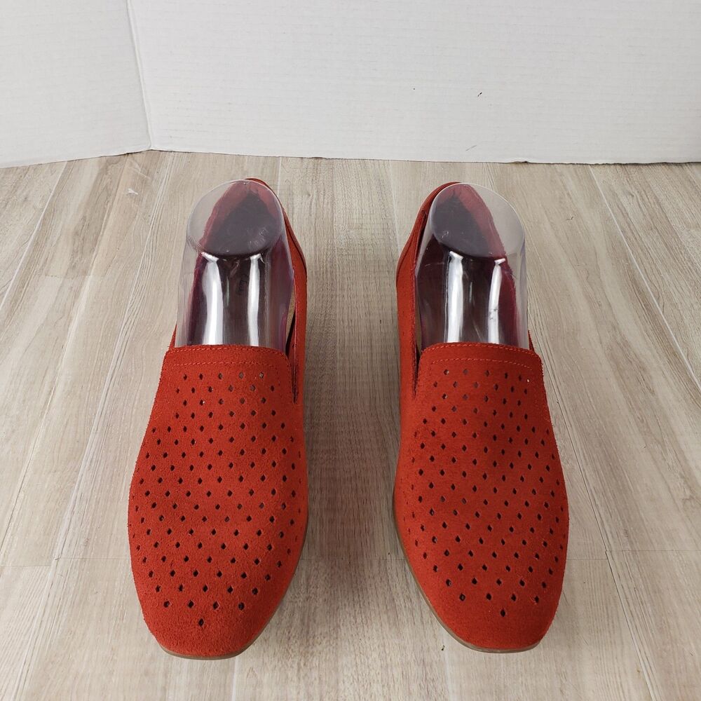 Clarks Women's Juliet Hayes Perf Loafer Red Suede Sz 9.5M - Picture 2 of 9
